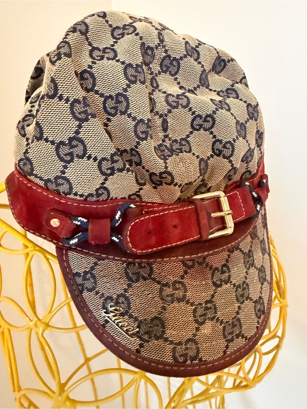 Gucci Beige & Brown GG Canvas Cap with Red Leather Strap and Gold Buckle